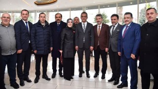 Milli Eğitim Bakanı Mahmut Özer Akçaabat'ı Ziyaret Etti