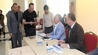 Görme engelli bireylere Braille yazılı oy pusulası