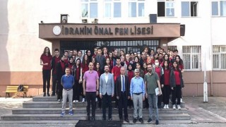 Mustafakemalpaşa Belediyesinden Ygs’ye Hazırlanan Öğrencilere Destek