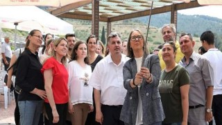 Ak Parti İzmir Milletvekili Ceyda Bölünmez Çankırı Kınık’ta Öğrencilerle Motivasyon Etkinliğinde Biraraya Geldi