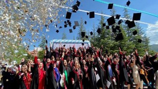 Bozkır MYO’da Mezuniyet Heyecanı Yaşandı