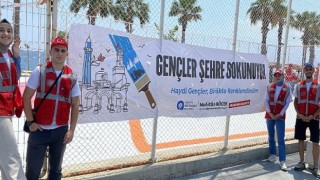Gençler kente renk kattı