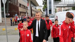 Gölcüklü Pehlivanlar Kırkpınar’a Uğurlandı