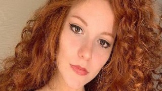 İlayda Su Çakıroğlu ”Ayrılsak Ölürüz Biz” şarkısına trap yorum