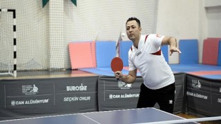 Masa Tenisinde Şampiyonlar Belli Oldu,,, Osmangazi Belediyesi