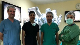 Türkiye’de ilk robotik paraganglioma ameliyatı Ege’de yapıldı