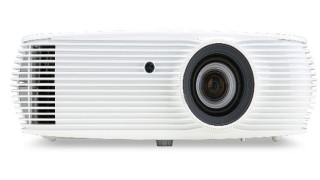 Yazın sinema keyfini evinde yaşamak isteyenler için; Acer P5530i projeksiyon