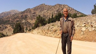 Antalya Büyükşehir Belediyesi Elmalı Yuva Mahallesi yayla yolunda yenileme çalışmaları tamamlanıyor