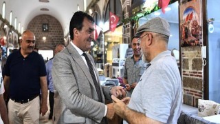Başkan Dündar’dan esnafa bayram ziyareti