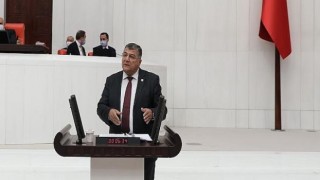 CHP İzmir Milletvekili Kamil Okyay Sındır, Atakent Anadolu Lisesi Meclis gündeminde “2 yıl boyunca neredeydiniz?”