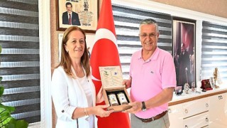 Disk Genel Başkanı Arzu Çerkezoğlu Kemer Belediyesi’nde