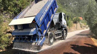 Antalya Büyükşehir’den Akseki ve İbradı’da yol çalışması