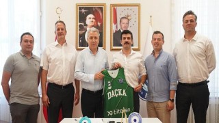 Ege ve Darüşşafaka nitelikli basketbolcular yetiştirmek için kolları sıvadı