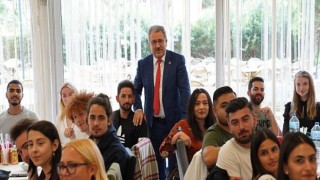 EÜ değişim programlarıyla öğrencilere dünyanın kapılarını açıyor