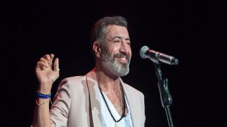 Jolly Joker Harbiye Yaz Konserlerinde Sahne Hakan Altun’undu