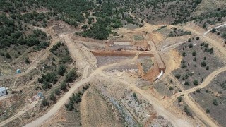 Kula Emre Barajı tam gaz