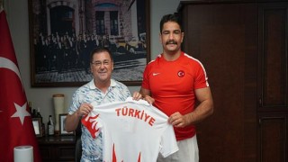 Milli Güreşçi Taha Akgül Milas’ta