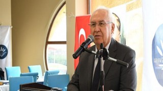 Başkan Selvitopu Öğretmenler Günü’nü kutladı