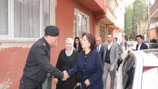 Hülya Koçyiğit’ten Bursa’da Şehit Ailesine Ziyaret