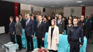 İznik’te 24 Kasım Öğretmenler Günü Kutlandı
