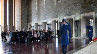 Koruncuk Vakfı Ailesi, Koruncuklar ile Anıtkabir’de Ata’nın huzuruna çıktı