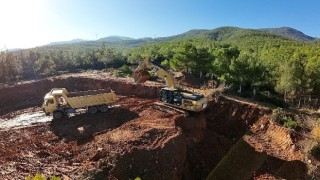 Aski, Karacasu Yazır'da Gölet Genişletme Çalışmasına Başladı