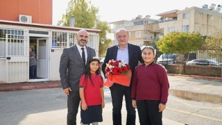Didim Belediye Başkanı Ahmet Deniz Atabay Minik Öğrencinin Ricasını Kırmadı