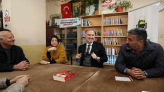 İnegöl'de Kahvehaneler Kitaphaneye Dönüşüyor