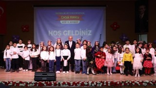 Çocuk Korosundan Yeni Yıl Konseri