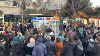 İlklerin Belediyesi Üsküdar, Türkiye'nin İlk "Sokak Müzik Kulübesi"ni Hayata Geçirdi