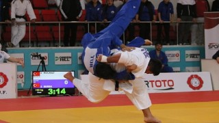 Kağıtspor, judoda süper lige yükseldi