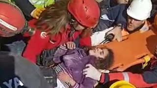 Antalya Büyükşehir İtfaiyesi mucizelere imza atmayı sürdürüyor