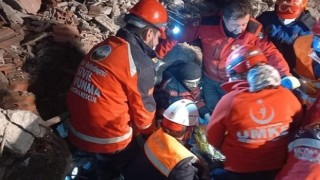 Avcılar Belediyesi'nden Deprem Bölgesine Yardım Köprüsü