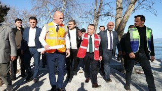 Başkan Böcek; Finike Cumhuriyet Meydanı 23 Nisan'da açılacak