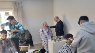 Büyükşehir her koşulda depremzedelerin yanında