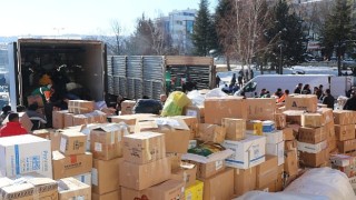 Çankaya'dan 27'si Tır 70 Araçlık İnsani Yardım