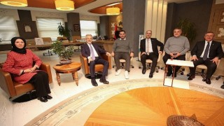 CHP Bursa Gençlik Kolları'ndan Başkan Erdem'e ziyaret