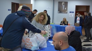 EÜ'de toplanan ayni yardımların ilk etabı deprem bölgesine gönderildi