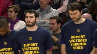 İspanya Basketbol Ligi'nde 10 ili etkileyen depremlerde hayatını kaybedenler için saygı duruşu gerçekleştirildi