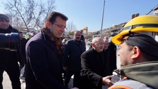 Kahramanmaraşlı Depremzedelerden Ekrem İmamoğlu'na: Burada İnsanlar Çaresizlikten Öldü; Lütfen Bunu Duyurun