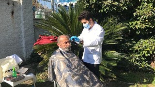 Kemer Belediyesi'nden depremzedelere ücretsiz saç tıraşı hizmeti
