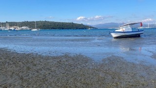 Seferihisar Belediyesi'nden Sığacık'taki deniz çekilmesi ile ilgili açıklama