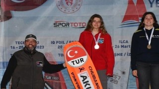 AKUT Spor Kulübü'nün genç sporcularından Derin Deniz Sorguç, spor kariyerine bir başarı daha sığdırarak ülkemizi temsil etme hakkı kazandı