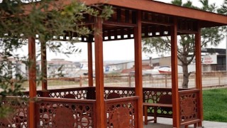 Ayvalık Belediyesi'nden Sanayi Bölgesinde Sosyal Alanlar ve Kamelyalar