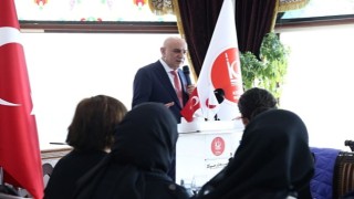 Başkan Altınok Depremzede Kadınlarla Buluştu