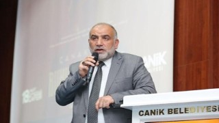 Başkan Sandıkçı, “Çanakkale Zaferi, aziz milletimizin vatan ve bağımsızlık uğrunda yazdığı şanlı destanın adıdır”