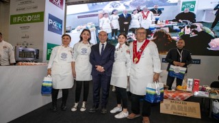 Başkan Soyer Fuar İzmir'in ev sahipliği yaptığı dört fuarı ziyaret etti