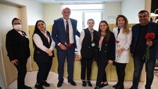 Beylikdüzü Belediye Başkanı Mehmet Murat Çalık: Sağlık Çalışanlarının Bayramını Kutladı