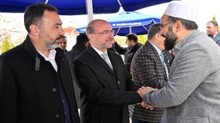 Cuma programında “Çanakkale ve Deprem Şehitleri” için anma programı gerçekleştirildi