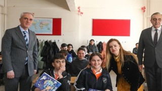 DEÜ'den Buca'da Öğrencilere Bilim Dokunuşu